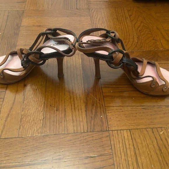 DSQUARED Strappy Brown Heels - Picture 2 of 5